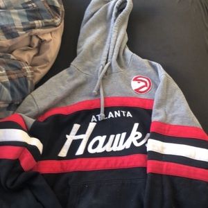 Hawks Mitchelle and ness hoodie